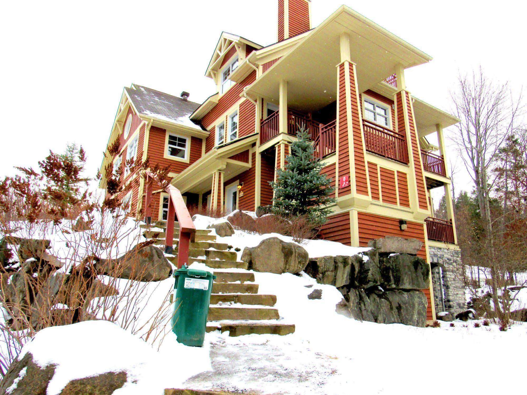 דירות מונט טרמבלאנט Tremblant Les Eaux - Location Adp מראה חיצוני תמונה